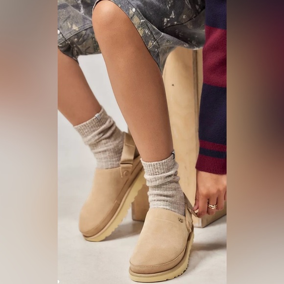 UGG Women's Goldenstar Clog